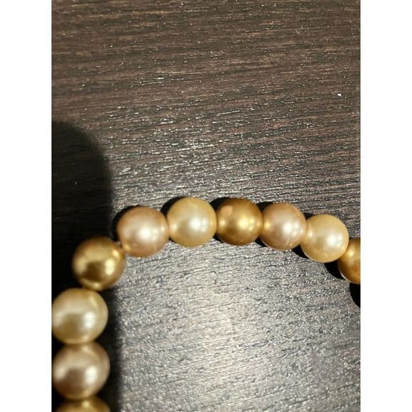 Homemade Faux Gold & Cream Colored Pearls Stretchy 2.75 Bracelet! - Picture 9 of 11